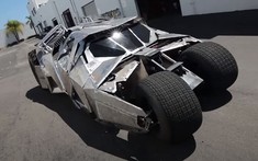 YouTuber chịu chơi, dám chi 1 triệu USD để làm nên chiếc Tumbler giống Batman cho riêng mình