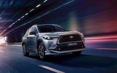 Vén màn Toyota Corolla Cross Modellista 2021 với bộ body kit thể thao