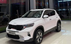 Ảnh thực tế KIA Sonet 2021 mới về đại lý, giá 609 triệu đồng chờ cạnh tranh Toyota Raize