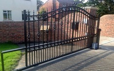 Mẫu cửa cổng sắt lùa đẹp, phổ biến hiện nay