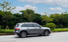 Đánh giá xe Mercedes-Benz GLB 200 AMG 2021: Động cơ nhỏ, liệu có yếu?