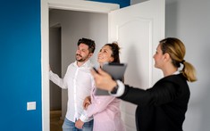 Không muốn mất tiền trên thị trường bất động sản, nhà đầu tư chưa có kinh nghiệm nên làm gì?