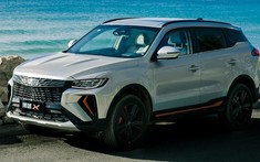 Geely Boyue X 2022 - SUV cỡ C có hệ thống âm thanh Bose với micro để hát karaoke