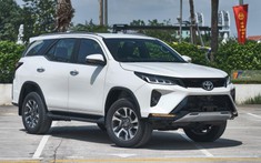 Đội hình xe nhà Toyota Việt Nam “ra sân” tháng 10 với ưu đãi lớn lên tới 40 triệu đồng