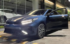 Kia K3 2022 về đại lý, “lung linh” hơn ảnh hãng