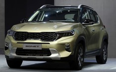 KIA Sonet giá cao, nhiều khách hàng chờ Toyota Raize sắp ra mắt