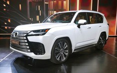 Cận cảnh phiên bản máy dầu LX 500d của "chuyên cơ mặt đất" Lexus LX 2022