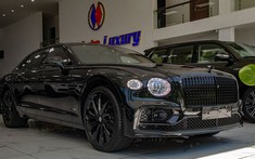 Ngắm chi tiết "hàng hiếm" Bentley Flying Spur Black Edition tại Việt Nam