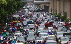 Ô tô vào nội thành Hà Nội có thể sẽ phải đóng phí 60.000 đồng/lượt