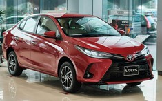 Trái che phải đỡ, cơ hội nào cho Toyota Vios đến với ngai vị xe bán chạy nhất năm 2021?