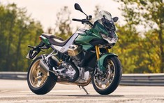Moto Guzzi V100 Mandello - Xe mô to đầu tiên trang bị hệ thống khí động học thông minh