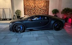 Chờ 2 bom tấn hypercar về Campuchia, đại gia nước này lái tạm Bugatti Chiron Sport giới hạn 20 xe