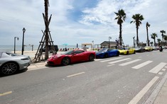 Nhóm chơi siêu xe tại Sài thành lại ngẫu hứng phượt đi Phan Thiết, ấn tượng là bộ 3 xe cực hiếm tại Việt Nam