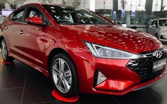 Đại lý mạnh tay giảm 75 triệu đồng, giá xe Hyundai Elantra chạm đáy