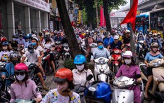 Đại biểu hiến kế chống dịch: Cần có chính sách thu hút lao động trở lại, tránh tình trạng người dân rời phố về quê, “người nghèo lại phải nuôi người nghèo”