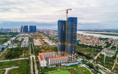 Sunshine Golden River chính thức cất nóc, gấp rút thi công hoàn thiện