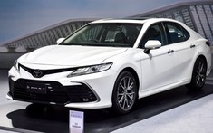 Toyota Camry 2022 facelift ra mắt Thái Lan, tiếp theo là Việt Nam?