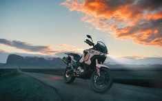 Diện kiến bộ đôi xe ADV của Ý mang tên MV Agusta Lucky Explorer Project 9.5 và 5.5