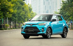 Đặt Toyota Raize cùng Kia Sonet lên bàn cân trang bị, “chiến cuộc” liệu có ngã ngũ?