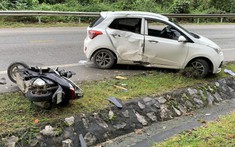 Bắc Kạn: Ô tô đang chở cán bộ bảo hiểm đến hiện trường tai nạn thì va chạm với xe máy khiến 1 người tử vong