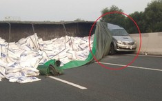 Xe đầu kéo lật ngang sau va chạm, ép Toyota Fortuner vào dải phân cách trên cao tốc Hà Nội - Quảng Ninh