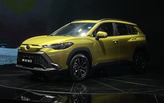 Toyota Frontlander 2022 chính thức trình làng, khác cả tên gọi lẫn thiết kế so với Corolla Cross ở Việt Nam
