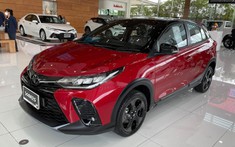 Ngắm hình ảnh "bằng xương, bằng thịt" của Toyota Yaris 2021 phiên bản gầm cao và thiết kế thể thao hơn