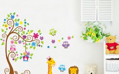 Trang trí nhà đẹp với decal dán tường