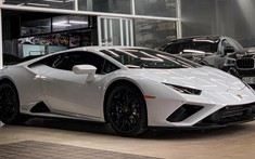 Cận cảnh dung nhan siêu xe Lamborghini Huracan EVO dẫn động cầu sau đầu tiên về nước, cấu hình quá hoàn hảo