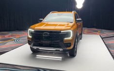Ảnh thực tế Ford Ranger 2022, quá hiện đại khiến người Việt ngóng chờ