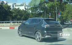 VinFast VF e34 vẫn miệt mài chạy thử và chưa đến tay khách hàng, dù đã trễ "deadline"