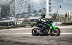 Kawasaki Z400 ABS phiên bản mới được bán ra tại Việt Nam với giá 149 triệu đồng