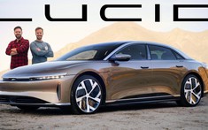 Chuyên gia nước ngoài ca ngợi sedan điện hạng sang Lucid Air 2022 là "cơn ác mộng của Tesla"