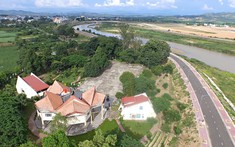 Người dân được ở trong Khu du lịch văn hóa, lịch sử Ngục Kon Tum