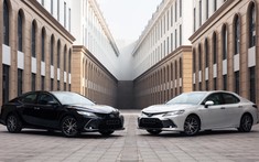Toyota Camry 2022 chính thức ra mắt khách hàng Việt, chốt giá từ 1,05 tỷ đồng 