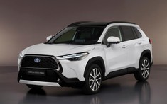 Toyota Corolla Cross 2022 ra mắt với trang bị tiện nghi và an toàn "xịn sò" hơn