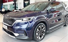 Phân khúc MPV tháng 11/2021: Kia Carnival cho Toyota Innova nếm mùi thất bại