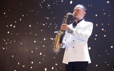 Nghệ sĩ saxophone Lê Duy Mạnh khoác áo mới cho nhạc Trịnh