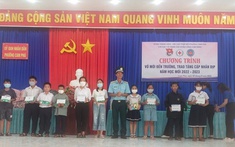 Góp phần tạo động lực cho học sinh nghèo vươn lên trong học tập