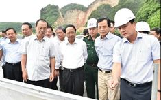 Phó Thủ tướng Lê Văn Thành kiểm tra thực địa đoạn cao tốc tuyến Bắc - Nam sẽ hoàn thành trong năm nay