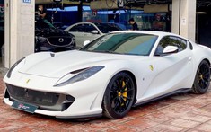 "Hắc mã" Ferrari 812 Superfast trở thành chú "bạch mã" nhờ phương pháp vạn người thích