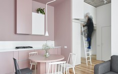 Căn hộ 1 phòng ngủ 43m2 với bí quyết tạo mảnh ghép màu đơn sắc tại Nga