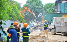 Kiểm tra vi xử lý vi phạm xây dựng tại nhiều quận trên địa bàn Hà Nội