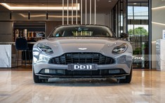 Cận cảnh Aston Martin DB11 mới về nước, sẵn sàng phục vụ khách hàng Việt không thích chờ đợi