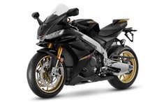 Siêu môtô Aprilia RSV4 Factory vừa ra mắt tại Việt Nam được bổ sung màu Đen trầm cực đẹp
