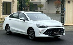 Sedan hạng C Beijing U5 Plus được mở bán tại Việt Nam với giá chỉ ngang xe hạng A và hạng B