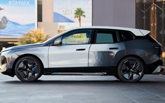 Chiếc SUV hạng sang BMW này có thể thay đổi màu sơn ngoại thất chỉ bằng cách... bấm nút
