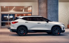 SUV cỡ trung Chevrolet Blazer EV được lên lịch ra mắt, đe dọa VinFast VF8