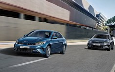 Phân khúc sedan hạng C năm 2021: KIA K3 “gánh team”, Honda Civic đội sổ