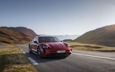 Porsche Taycan bổ sung biến thể GTS tại Malaysia, giá từ 3,8 tỷ đồng